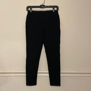 Thick black leggings